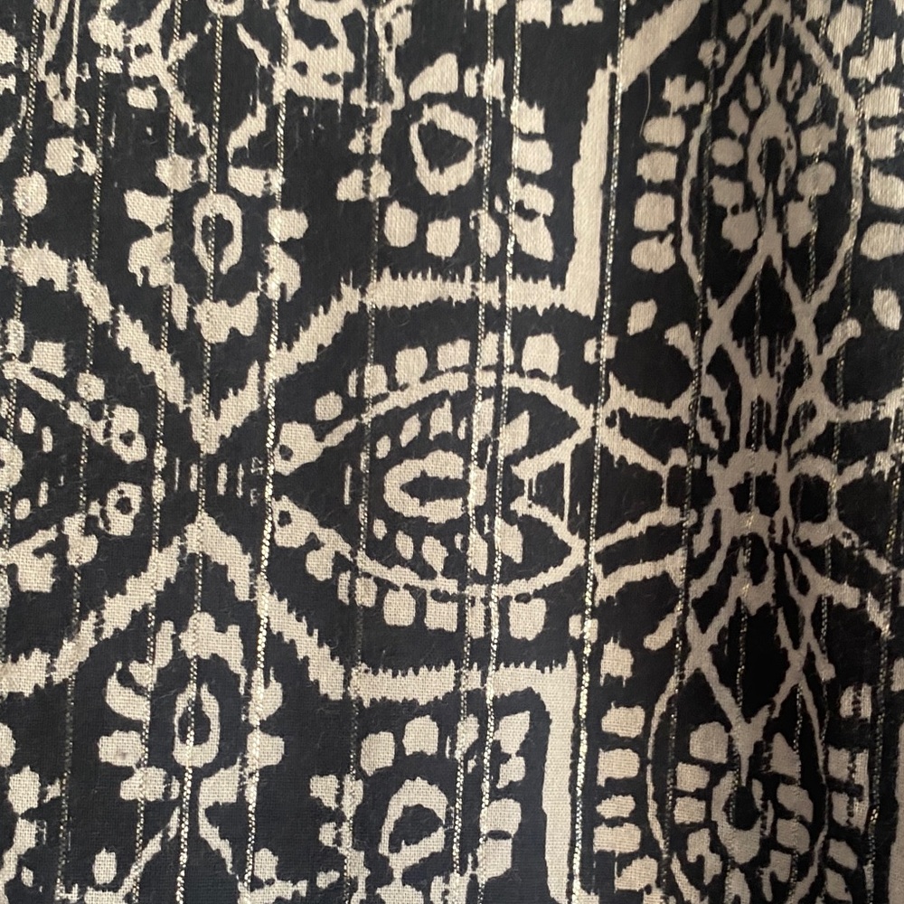 LOGO by Lori Goldstein Black and White Patterned Casual Button Down Shirt - Picture 9 of 11